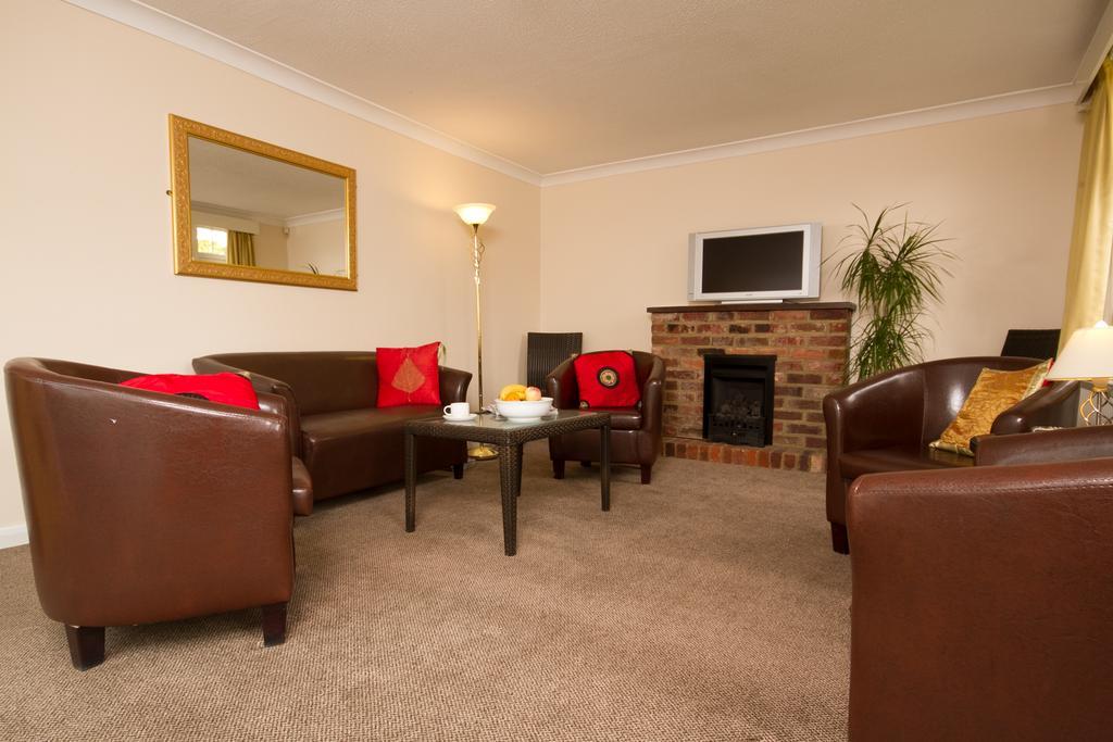 Travelrest Fareham Solent Gateway Hotel Екстериор снимка